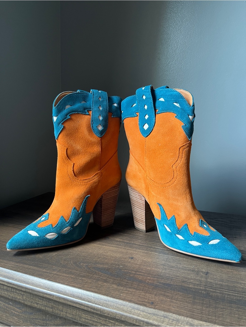 Dingo Women Spicy Underlay Suede Leather Western Booties Size 7 - Picture 4 of 8